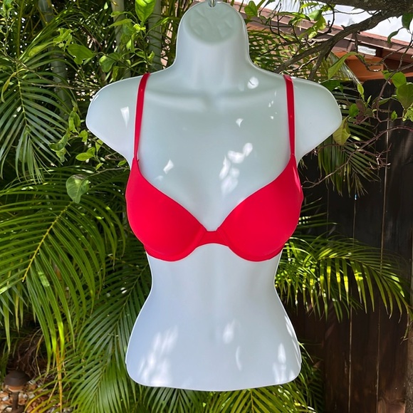 PINK Victoria's Secret Other - PINK Wear Everywhere Push Up Bra size 32C